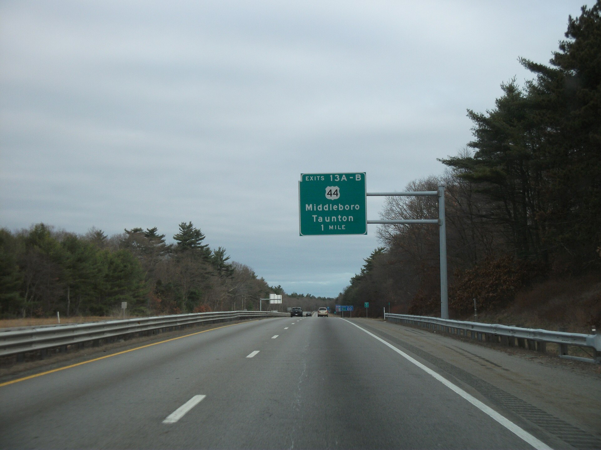 Route 24 southbound approaching the Route 44 interchange